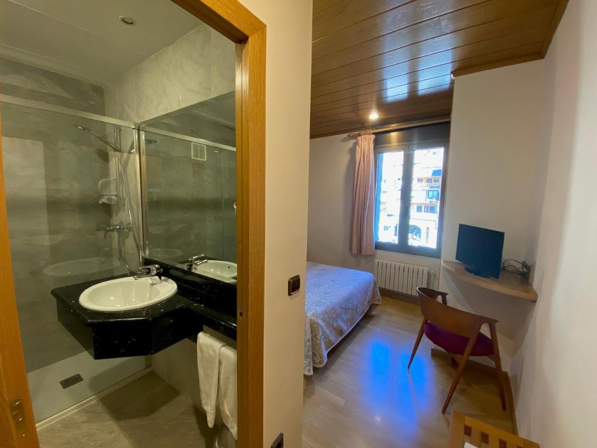 Hotel Sant Antoni Ribes De Freser Exterior foto