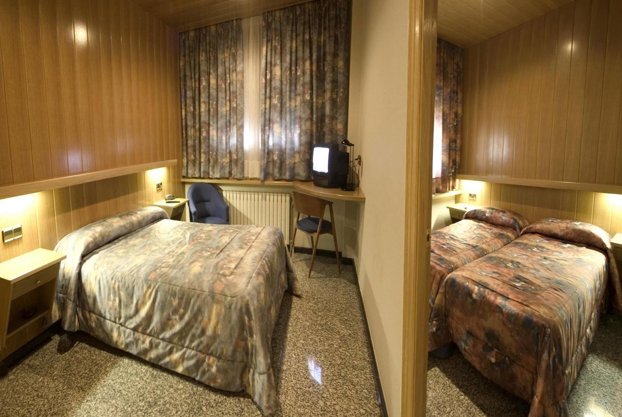 Hotel Sant Antoni Ribes De Freser Exterior foto